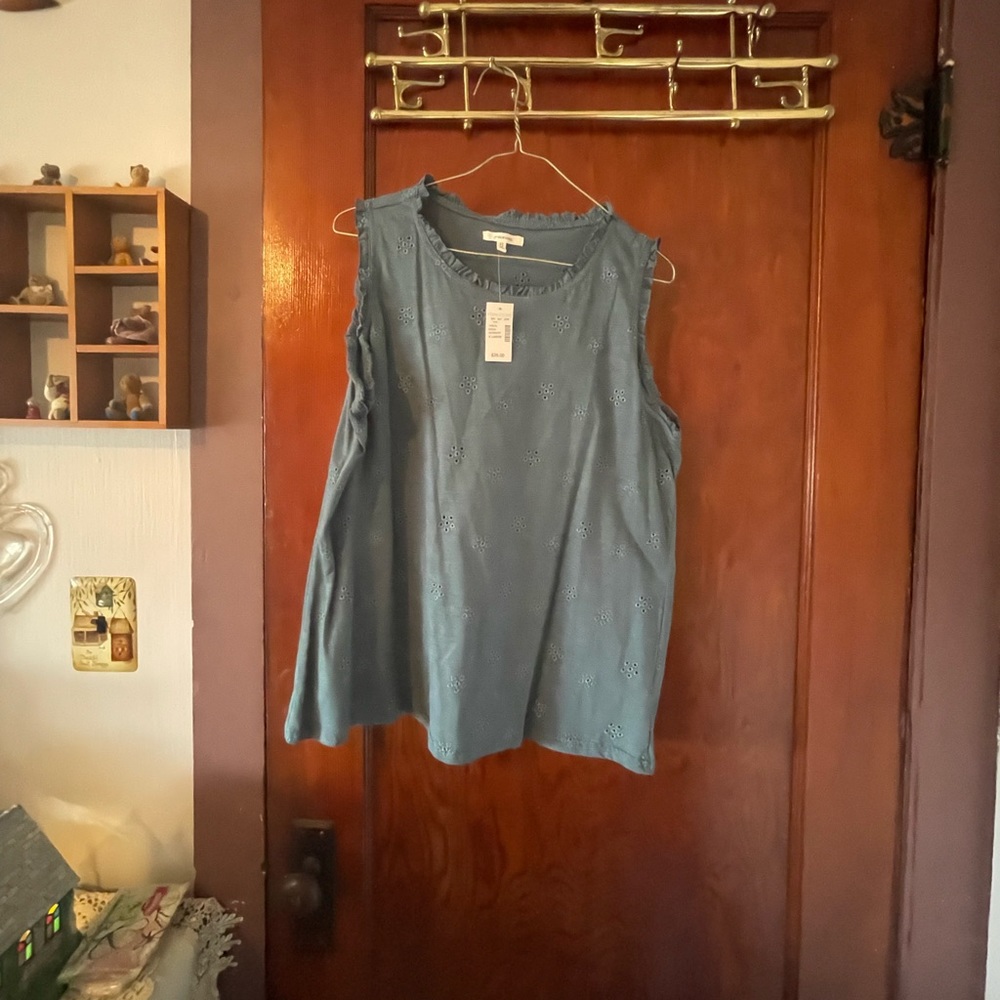 NEW Maurices tank